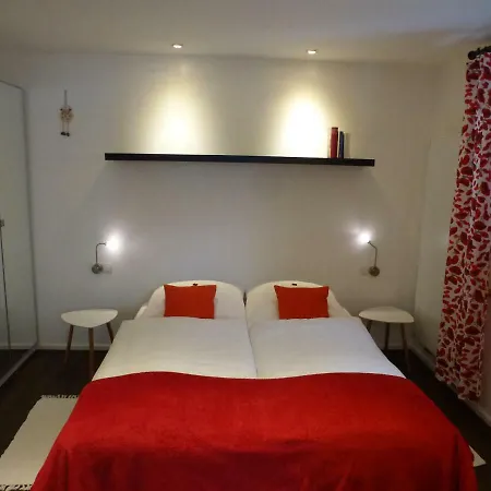 アパート Ahle Uhl Hönningen